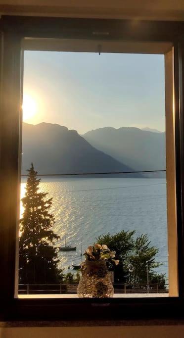 Appartamenti Regina Lake Como Dorio Bagian luar foto